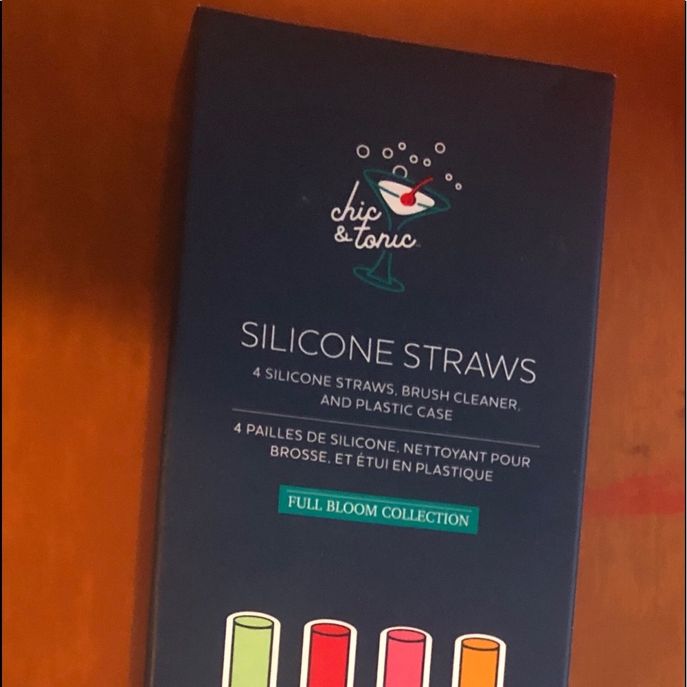 2/$15 Chic and Tonic Silicone Straws